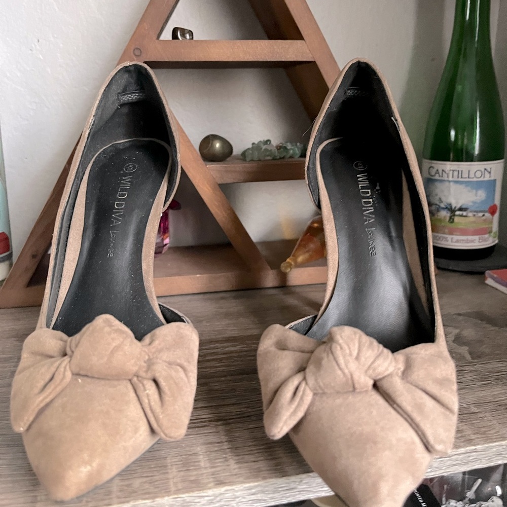 Taupe heels, with bow toe details